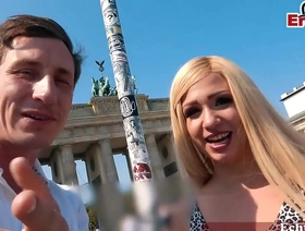 Erocom date - deutsche blondine bei echtem blinddate casting abgeschleppt und ohne gummi gefickt
