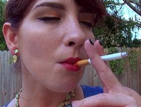 2 sexy smokers bailey paige sarah diavola